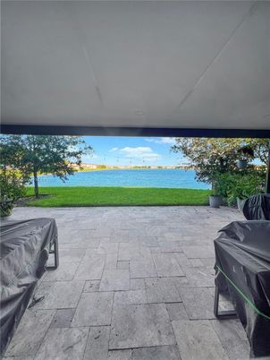 Exterior, Water