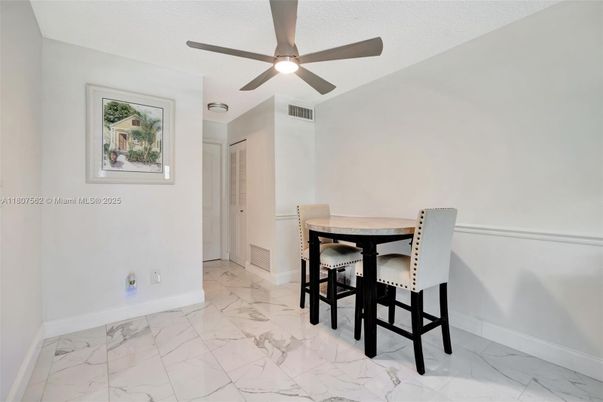 Dining room, Interior, Marble