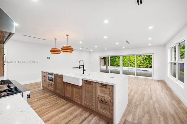 Interior, Kitchen, Pendant Lights, Recessed Lighting, Wood Texture Flooring