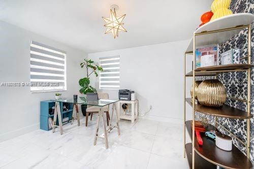 Home Office, Interior, Marble, Pendant Lights