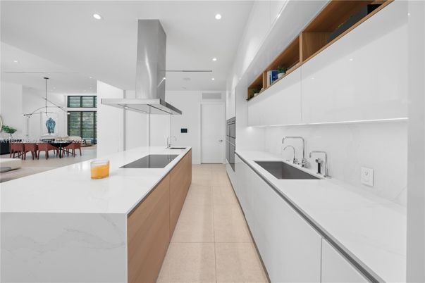 Dining room, Interior, Kitchen, Pendant Lights, Recessed Lighting