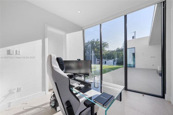 Home Office, Interior, Recessed Lighting