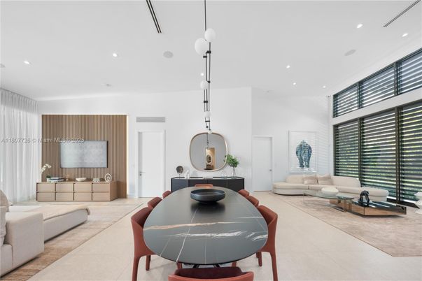Dining room, Interior, Living room, Pendant Lights, Recessed Lighting