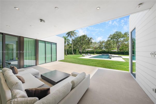 Exterior, Pool, Recessed Lighting