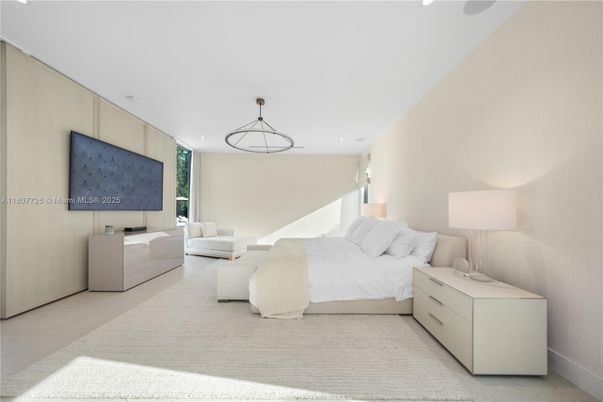 Bedroom, Interior, Pendant Lights, Recessed Lighting