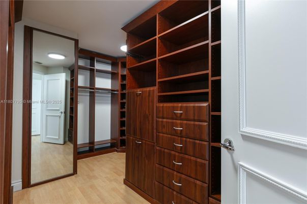 Interior, Recessed Lighting, Walk-in Closets, Wood Texture Flooring