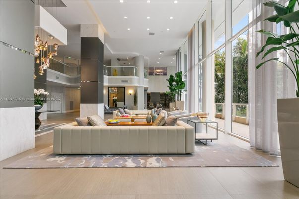 Fireplace, Interior, Living room, Recessed Lighting