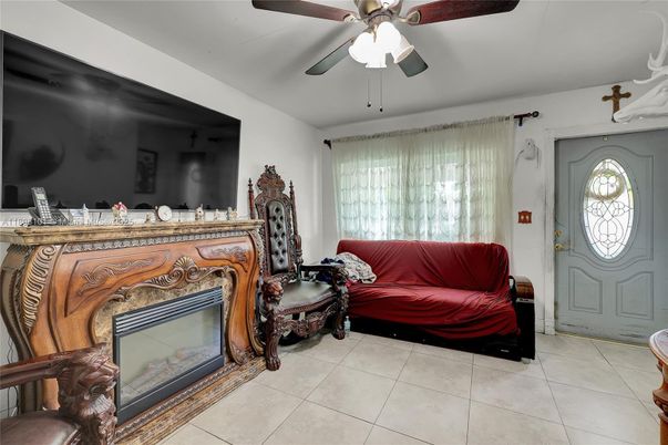 Fireplace, Interior