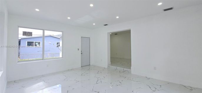 Empty room, Interior, Marble, Recessed Lighting