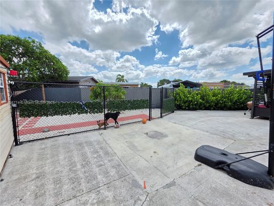 Backyard, Exterior, Playground