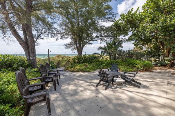 Backyard, Exterior, Water