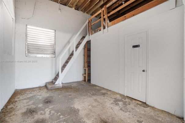 Interior, Wooden Beams