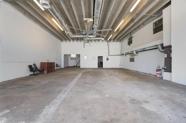 Garage, Interior