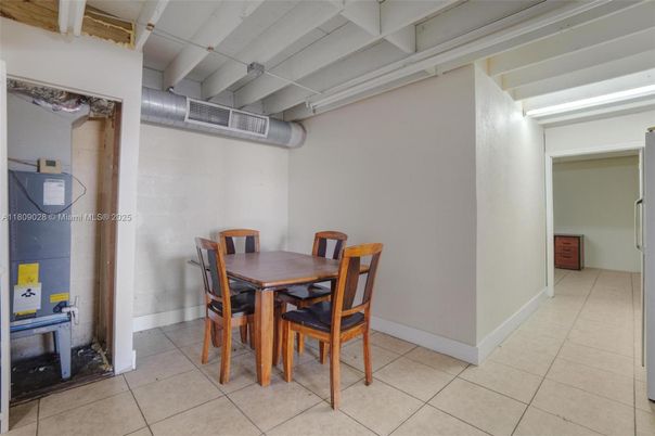 Dining room, Interior