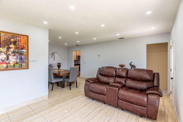 Dining room, Interior, Recessed Lighting