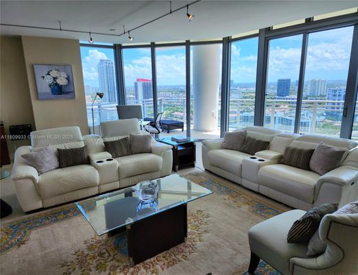 Interior, Living room, Water