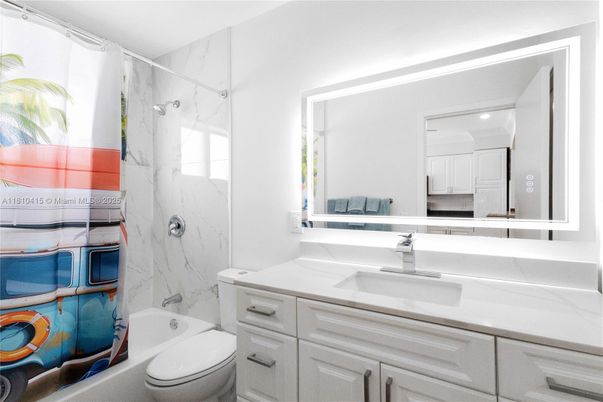 Bathroom, Interior, Marble Walls