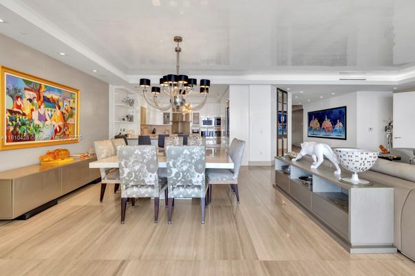 Chandelier, Dining room, Interior, Recessed Lighting, Wood Texture Flooring