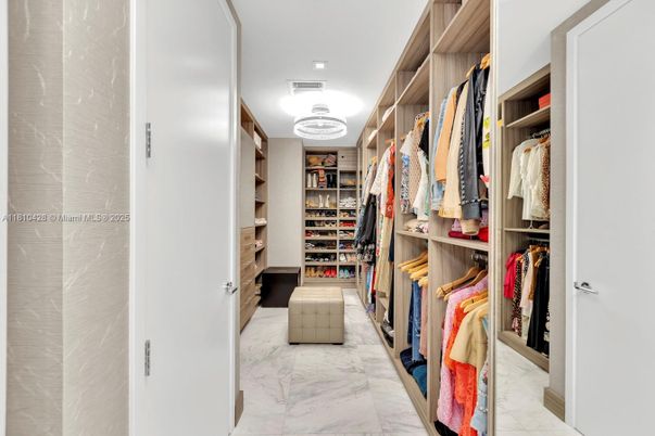 Interior, Marble, Walk-in Closets
