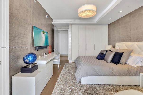 Bedroom, Chandelier, Interior, Pendant Lights, Recessed Lighting, Wood Texture Flooring