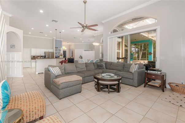Interior, Kitchen, Living room, Pendant Lights, Recessed Lighting