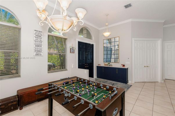 Game Room, Interior, Pendant Lights