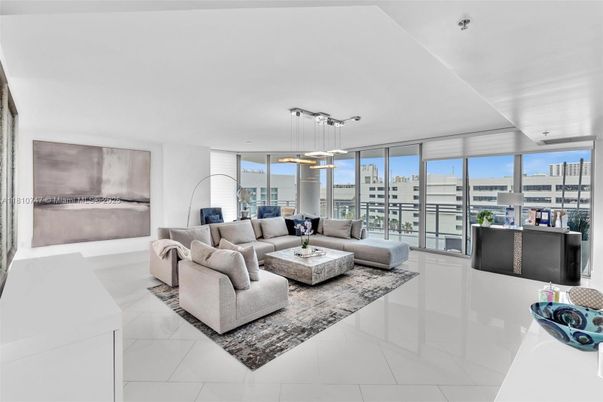 Interior, Living room, Pendant Lights, Water