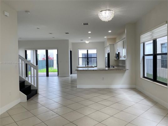 Chandelier, Empty room, Interior, Recessed Lighting