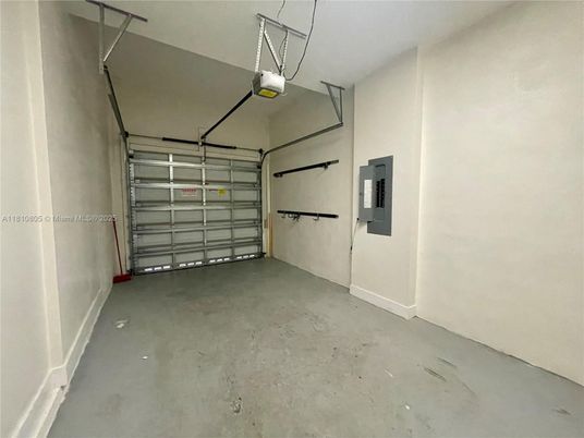 Garage, Interior