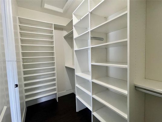 Interior, Walk-in Closets