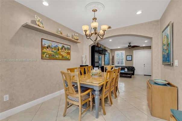 Chandelier, Dining room, Interior, Recessed Lighting