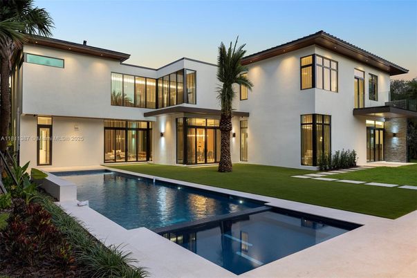 Backyard, Exterior, Pool