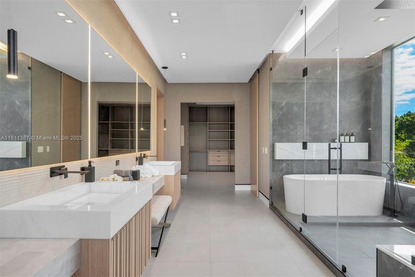 Bathroom, Dual Sink Vanities, Free Standing Baths, Glass Shower, Interior, Recessed Lighting