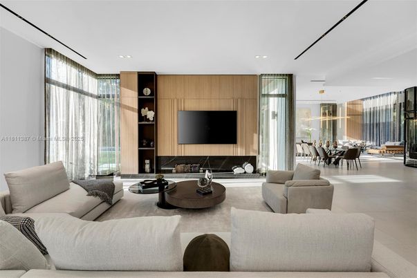 Dining room, Interior, Living room, Recessed Lighting