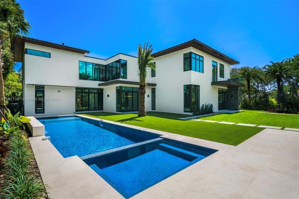 Backyard, Exterior, Pool