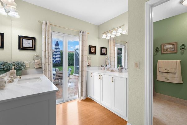 Bathroom, Dual Sink Vanities, Interior, Wood Texture Flooring