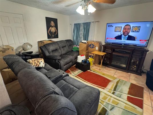 Fireplace, Interior, Living room