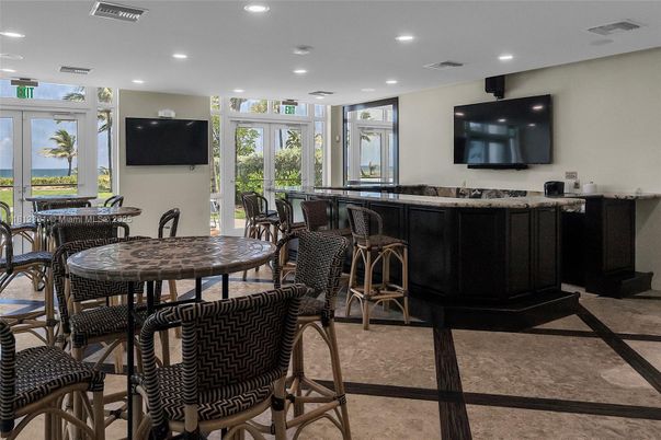 Dining room, Interior, Recessed Lighting