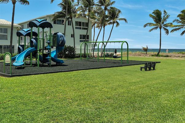 Backyard, Exterior, Playground