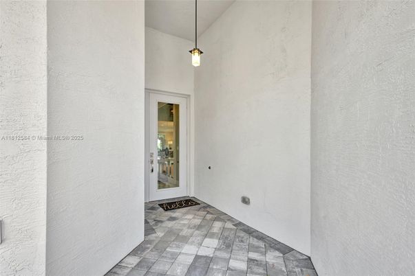Exterior, Pendant Lights