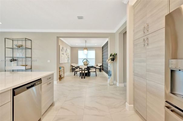Dining room, Interior, Kitchen, Marble, Pendant Lights, Recessed Lighting, Stainless Steel Appliances