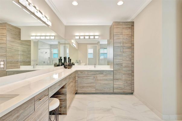 Bathroom, Dual Sink Vanities, Interior, Marble, Recessed Lighting
