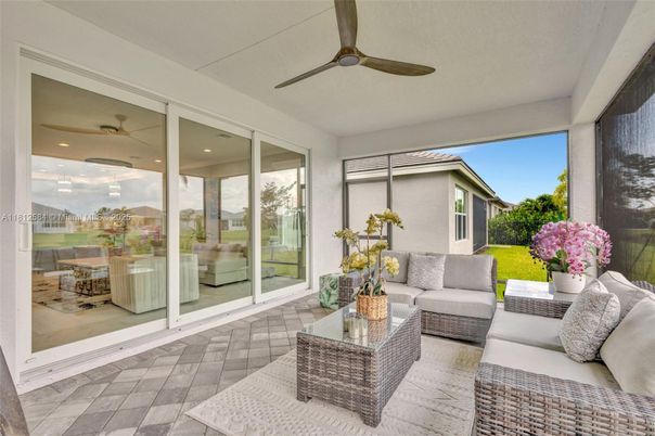 Exterior, Interior, Living room, Sun Room