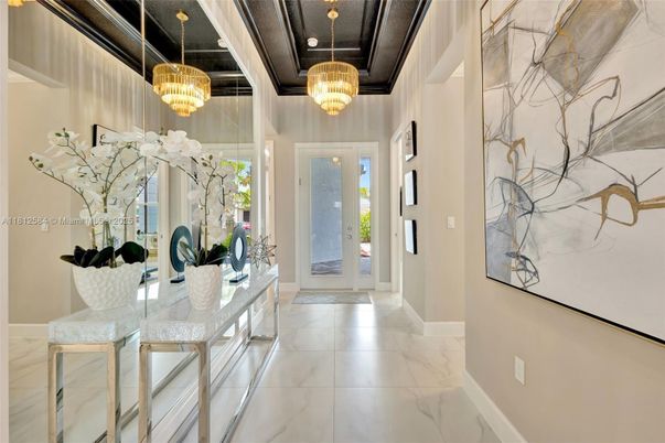 Chandelier, Interior, Marble