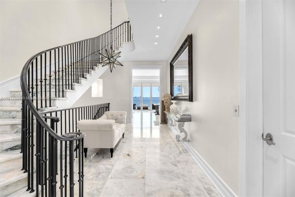 Interior, Marble, Pendant Lights, Recessed Lighting, Water