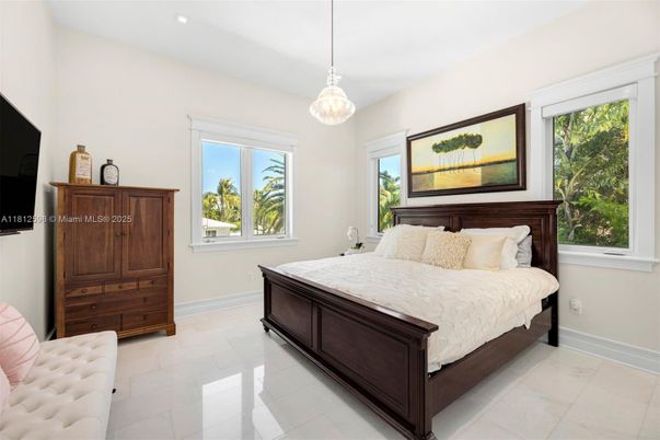Bedroom, Interior, Pendant Lights, Recessed Lighting
