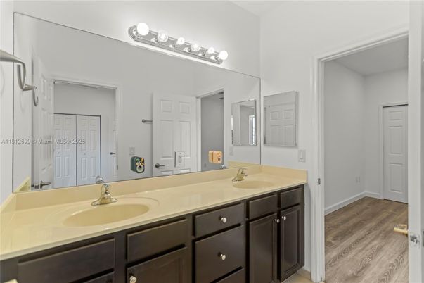 Bathroom, Dual Sink Vanities, Interior, Wood Texture Flooring