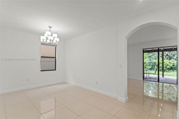 Chandelier, Empty room, Interior