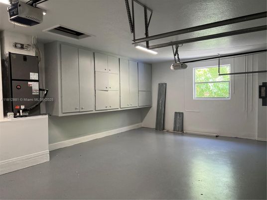 Garage, Interior