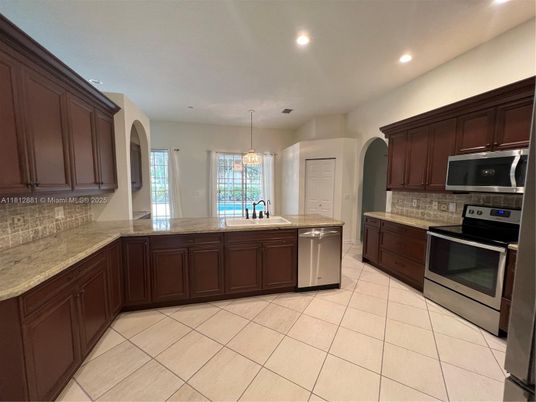 Interior, Kitchen, Pendant Lights, Recessed Lighting, Stainless Steel Appliances